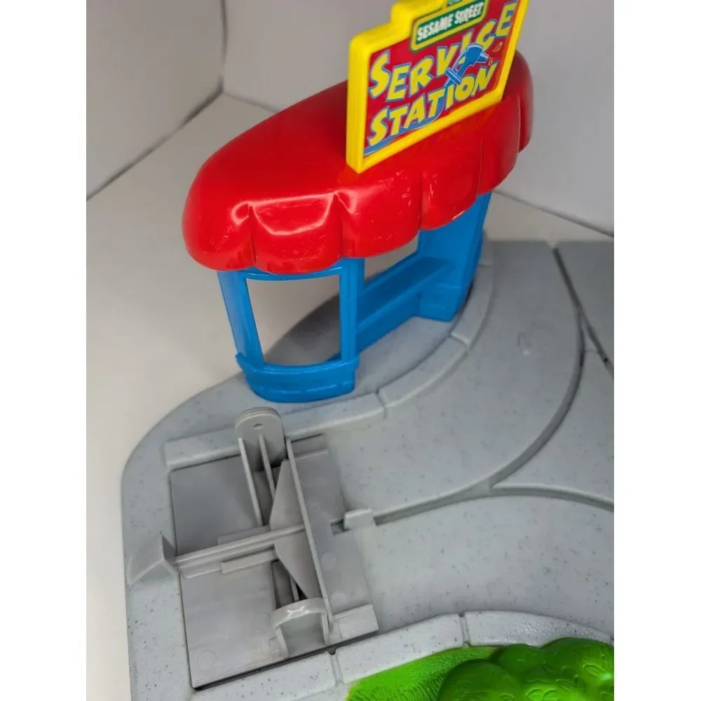 1999 Tyco Sesame Street RADIO‎ Control Roadway Service Station K COMPLETE/ Read